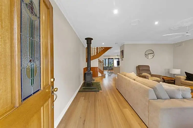 43 Rossiter Avenue, Roxburgh Park, VIC 3064, 3房, 2浴, Townhouse