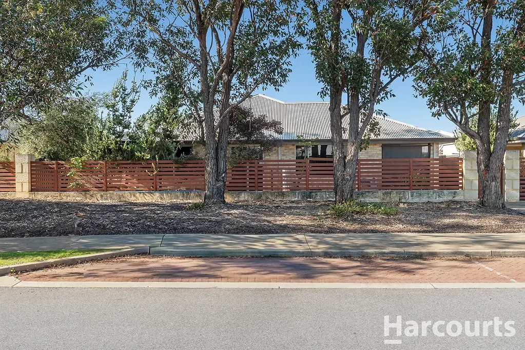 Baldivis 4ਬੈੱਡਰੂਮ Dual Key Haven in the Heart of Rivergums Estate - A Rare Investment Opportunity Awaits!