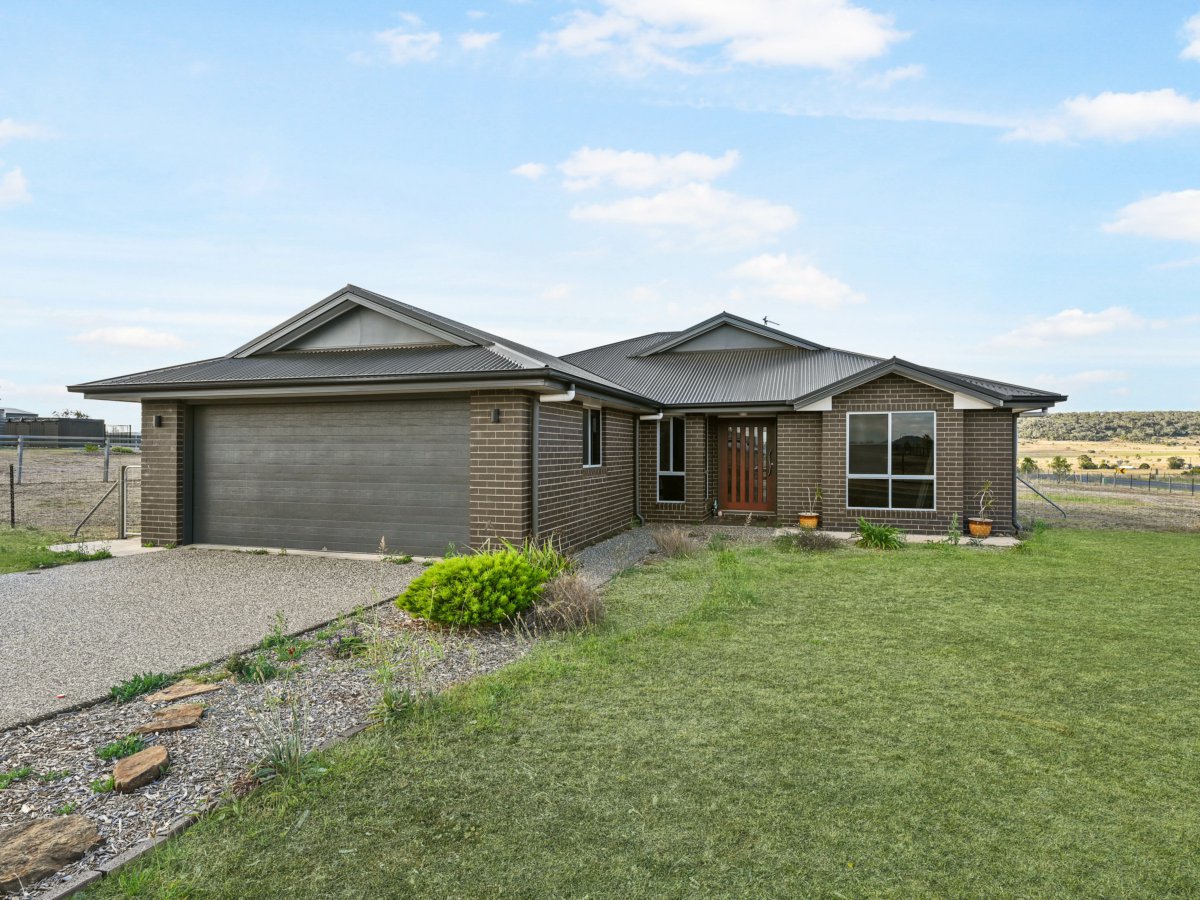 19 STOREYS RD, KINGSTHORPE QLD 4400, 0 રૂમ, 0 બાથરૂમ, House