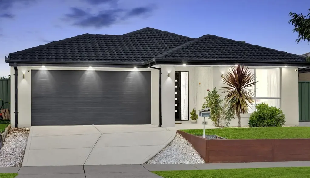 Family home near School and amenities!