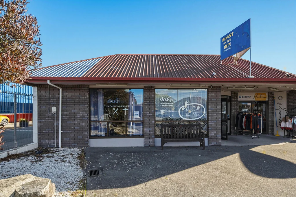Springlands High-exposure asset, invest or occupy