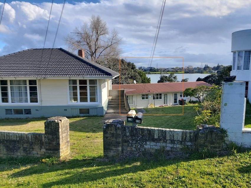 22a Cleary Road, Panmure, Auckland, 2 Bedrooms, 1 Bathrooms, House