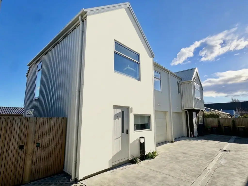 Spreydon 3Moenga Barrington Beauty: Upsizing Vendors Want It Sold!