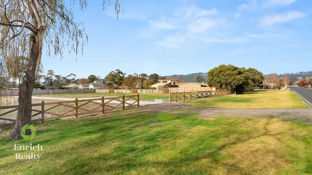 Trafalgar Lot 8 - Exclusive Residential Parcel of Land