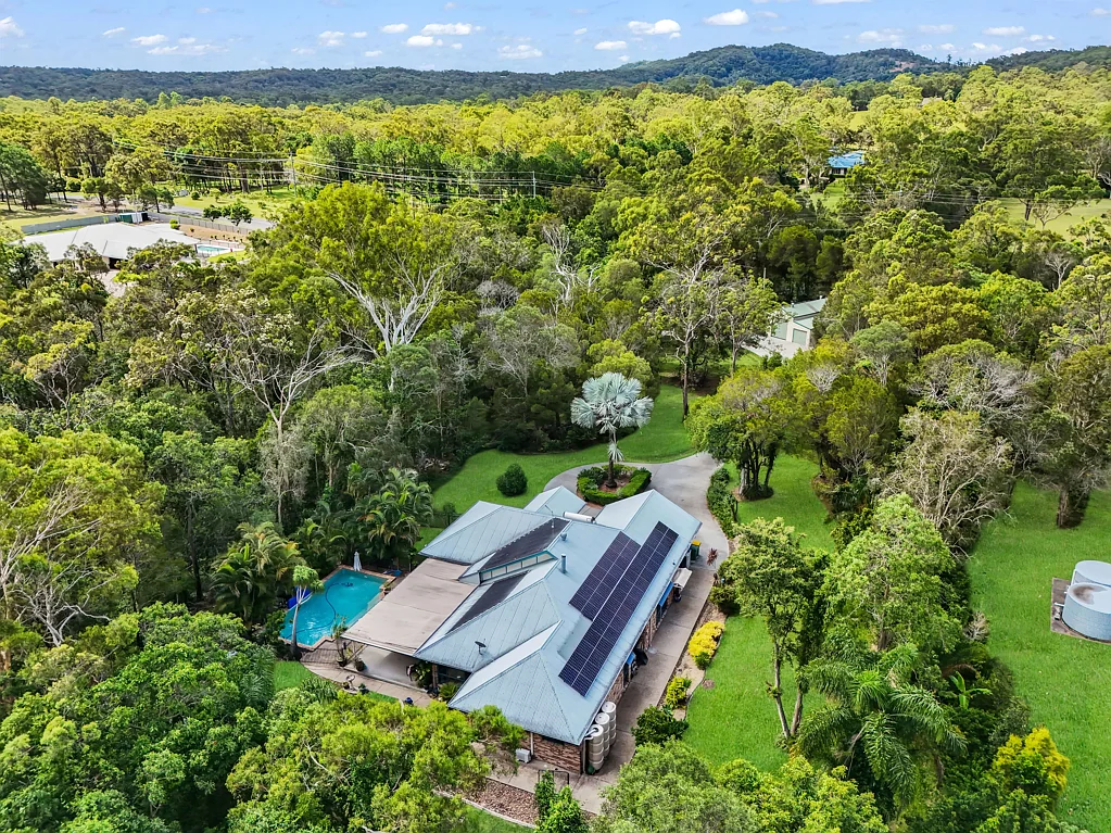 6 Honeysuckle Court, Cornubia, QLD 4130