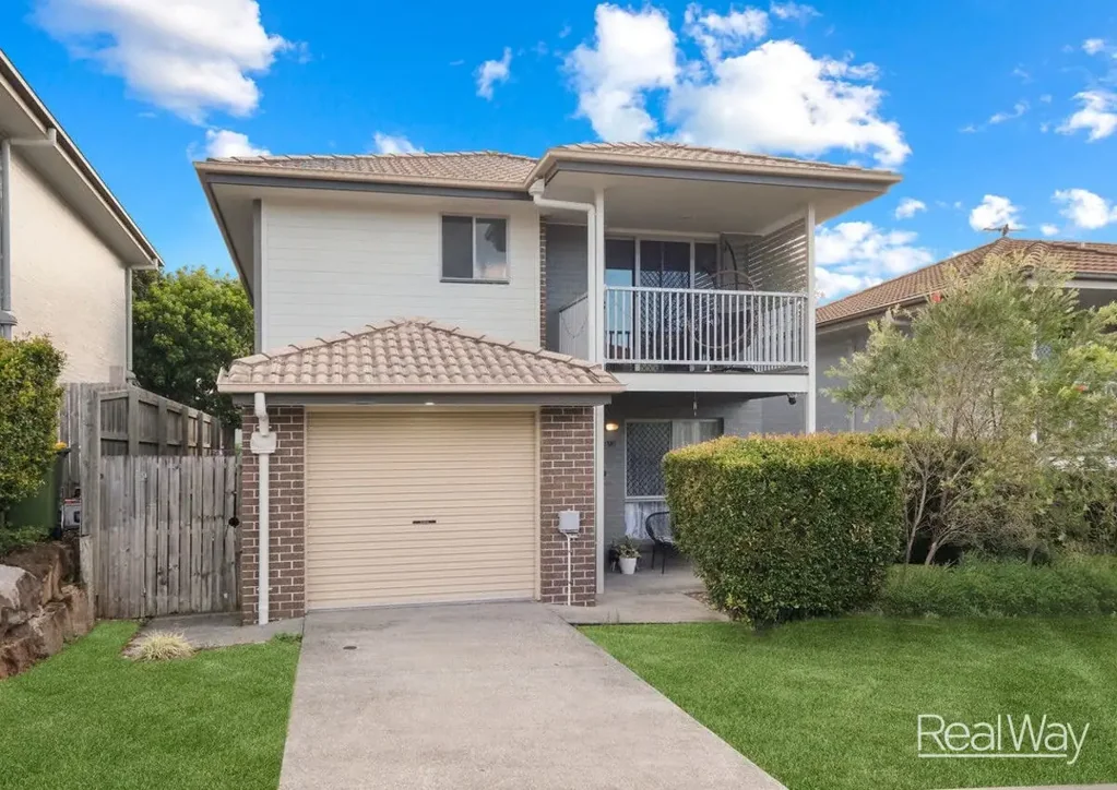 UNDER APPLICATION: Modern Elegance - Ready To Move In
