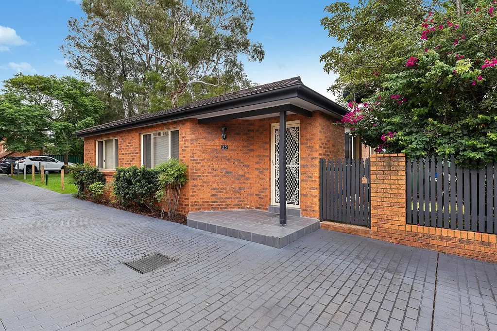 25/4-8 Wallumatta Road, Caringbah, NSW 2229