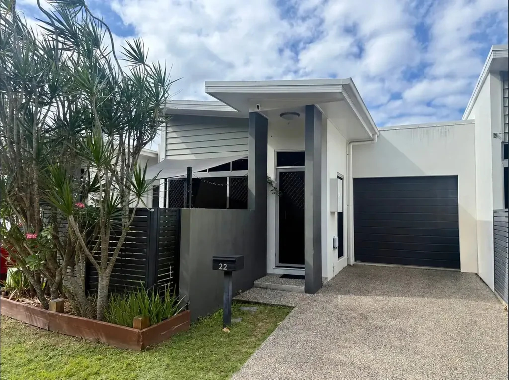 Modern & Low-Maintenance Home in a Convenient Location