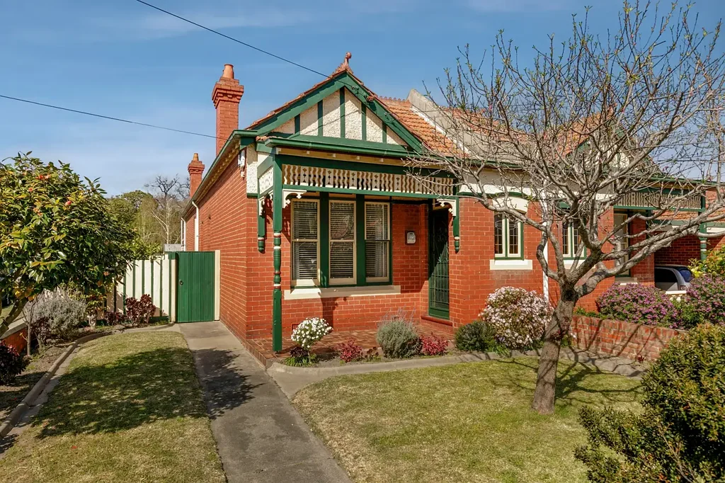 A Charming Period Home in the Heart of Elsternwick