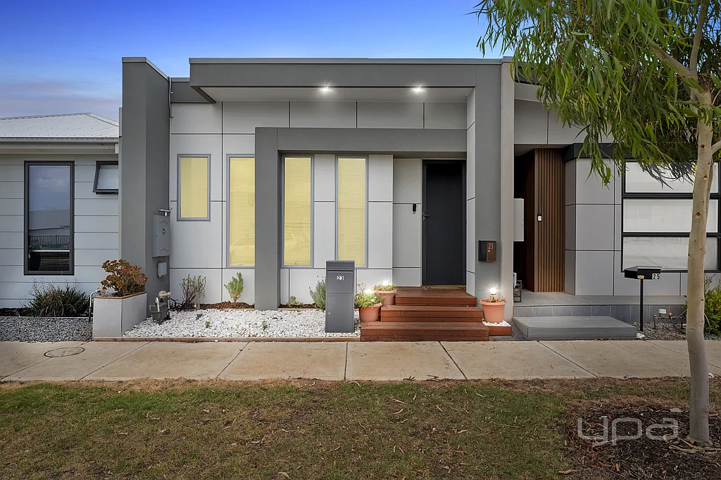23 Aurich Street, Weir Views, VIC 3338