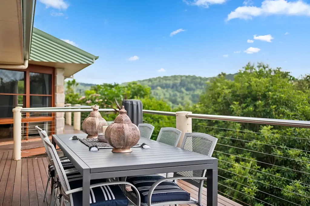 Boambee 6 Bedroom Private & Picturesque with Panoramic Elevated Views