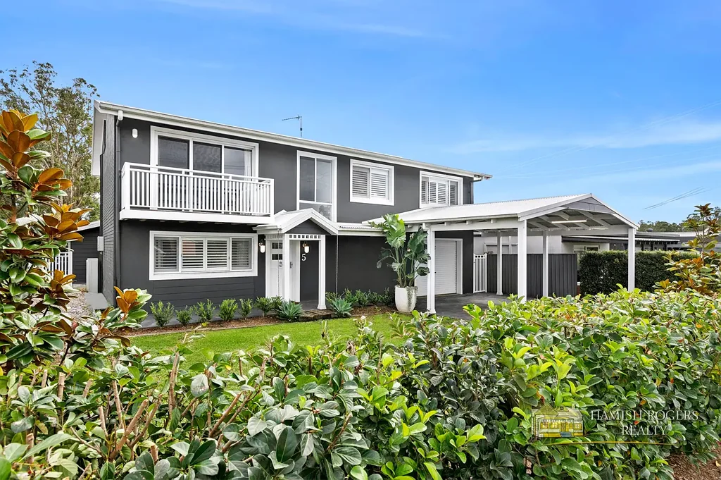 Pitt Town 4部屋 Exceptional Family Home on 999m2!