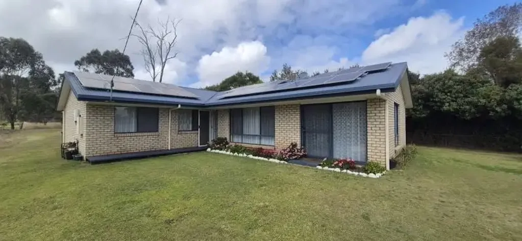 Nanango 4غرفة نوم Large Family Home in Nanango
