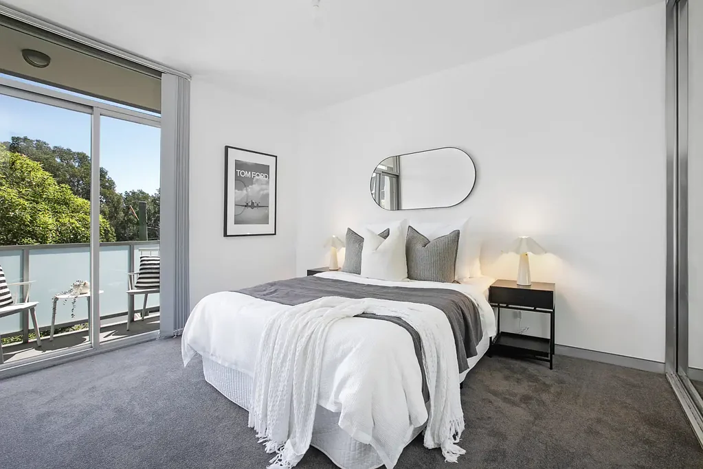 Tranquil Resort Style Living In A Vibrant City Fringe Location
