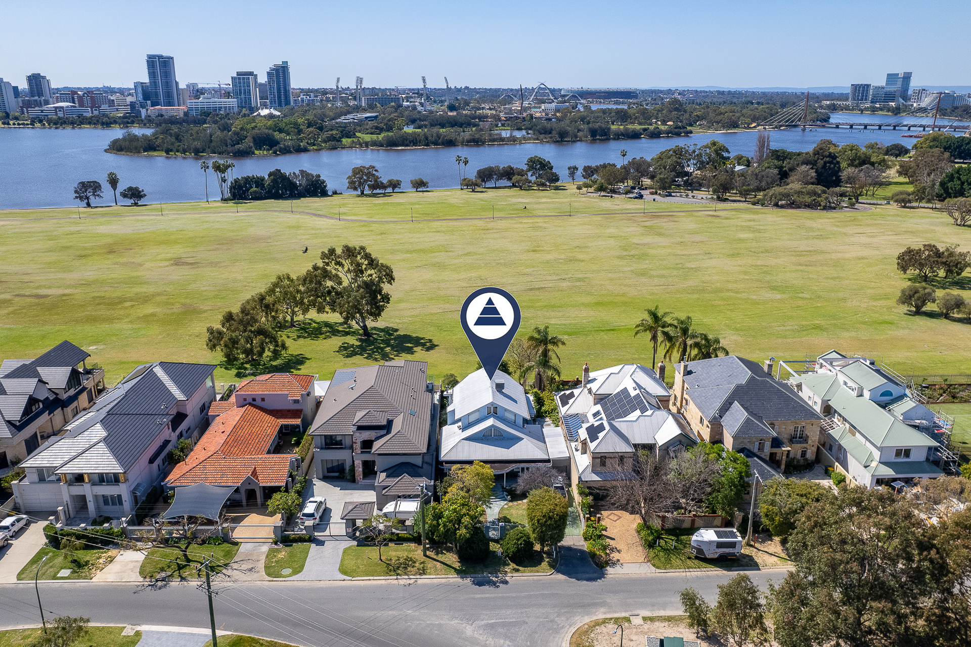 25 SWANVIEW TCE, SOUTH PERTH WA 6151, 0部屋, 0バスルーム, House