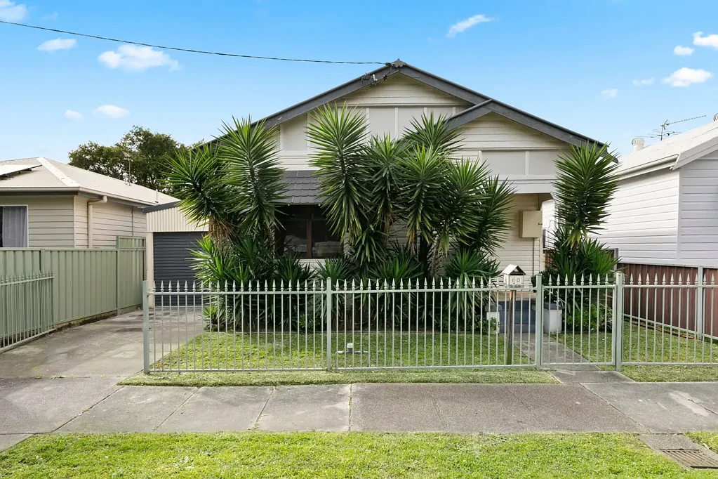 60 Fitzroy Street, Mayfield, NSW 2304