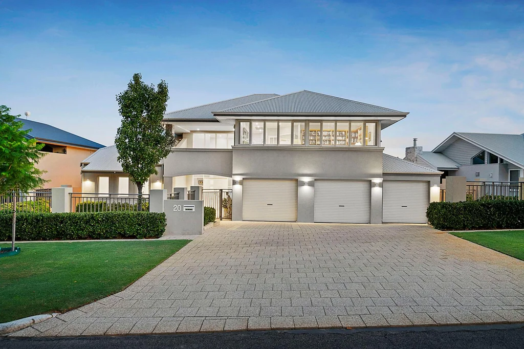 Wembley Downs 4ห้องนอน Parkside Perfection