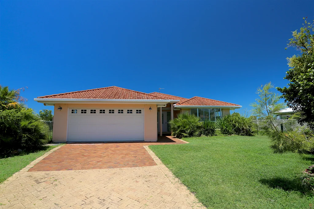 15 Monaco Drive, Zilzie, QLD 4710
