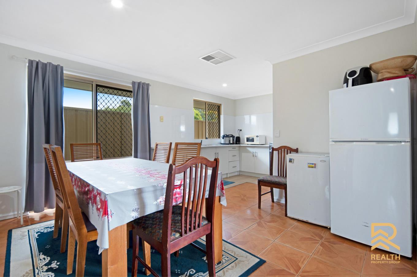 11B GEEBUNG ST, MADDINGTON WA 6109, 0房, 0浴, House