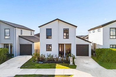 Flat Bush 4 Bedroom Just Bring the Furniture… We've Done the Rest!