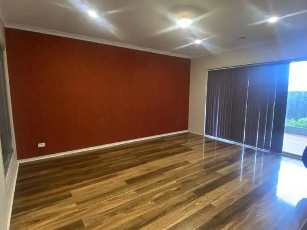 Spacious Family Home in a Prime Craigieburn Location!