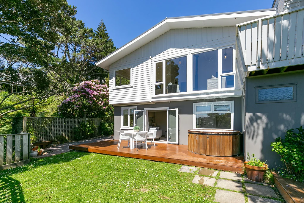 Ngaio 4房  SUBLIME SIXTIES SANCTUARY! | BEO $1,049,000