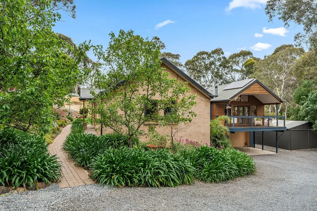 10 Alta Mira Crescent, Belair, SA 5052
