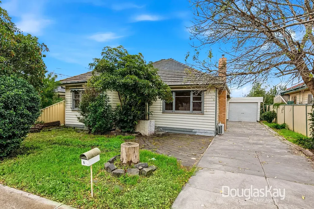 Sunshine North 3ਬੈੱਡਰੂਮ Perfectly Positioned, Exciting Future Potential, No Easement on 697m2.