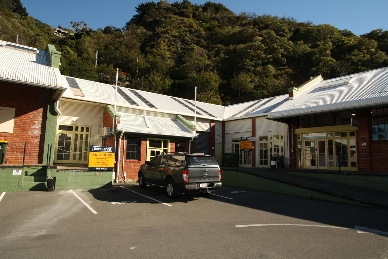 2b/33 Kaiwharawhara Road, Kaiwharawhara, Wellington, 0 Schlafzimmer, 1 Badezimmer