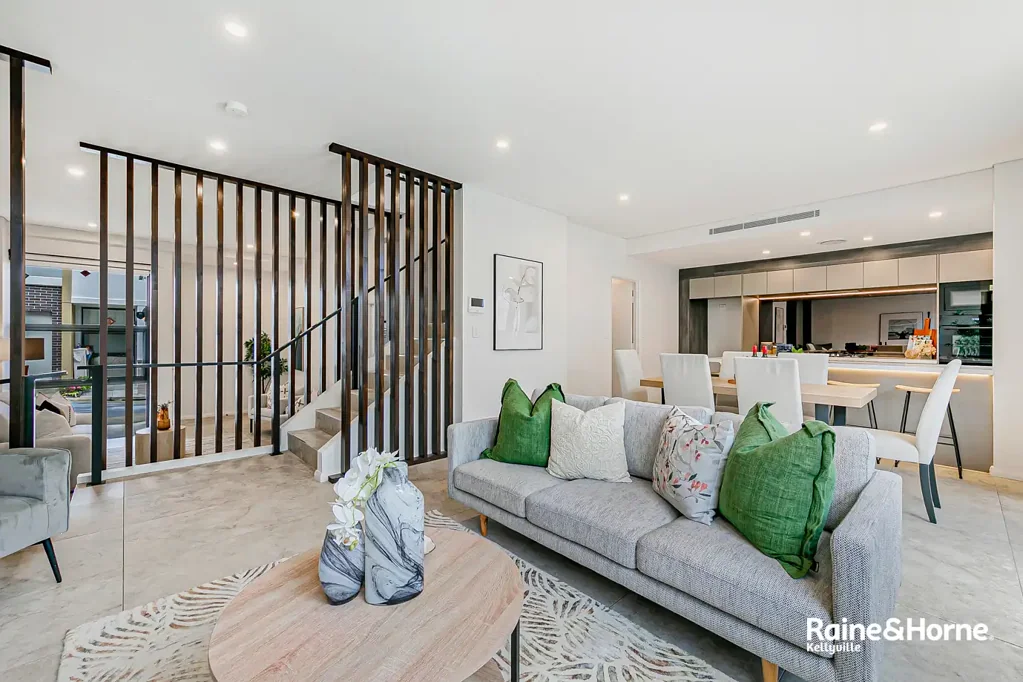 Norwest 3Moenga Sophisticated Family Living in a Prestigious Norwest Address