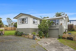 7 Leonard Place, Onerahi