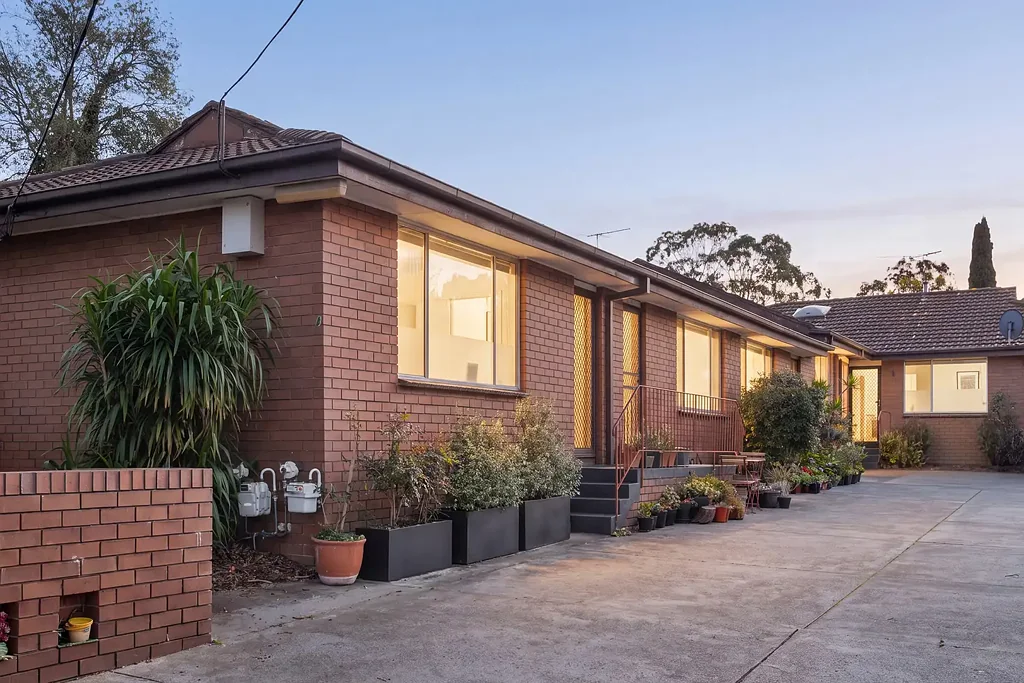 Alphington 1Kwarto Rare Opportunity: One or Both Villas in a Boutique Block of Six