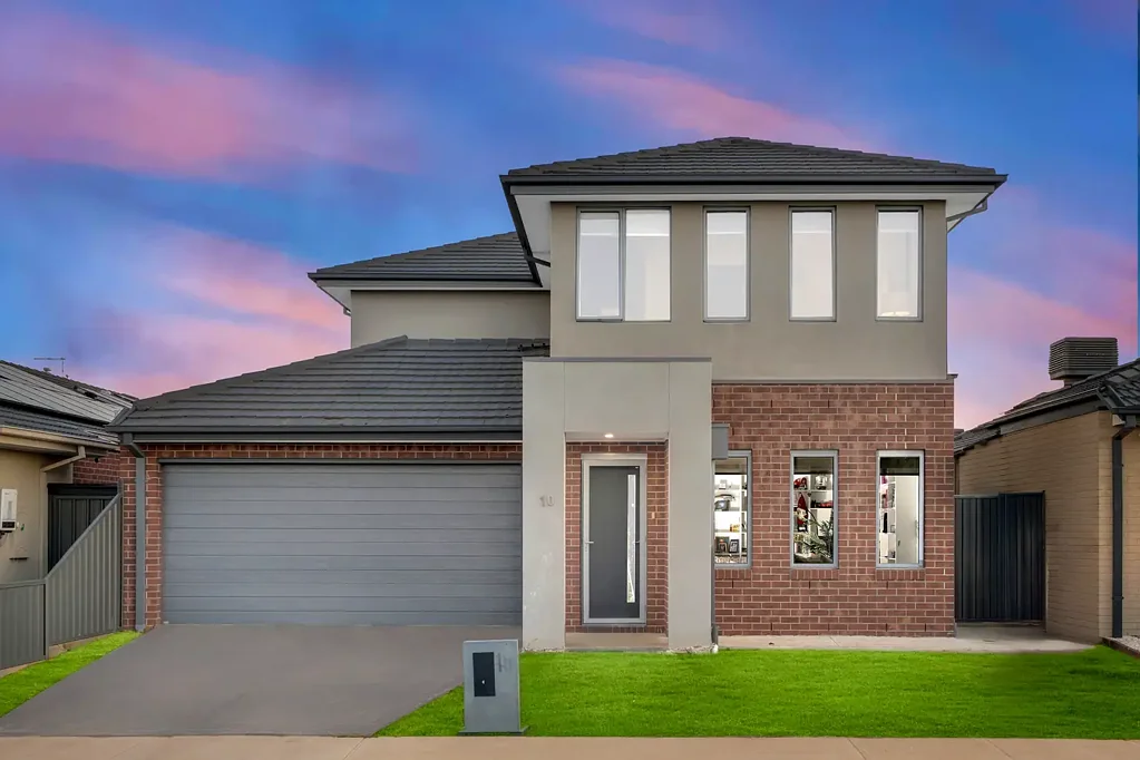 10 Ambition Street, Rockbank, VIC 3335