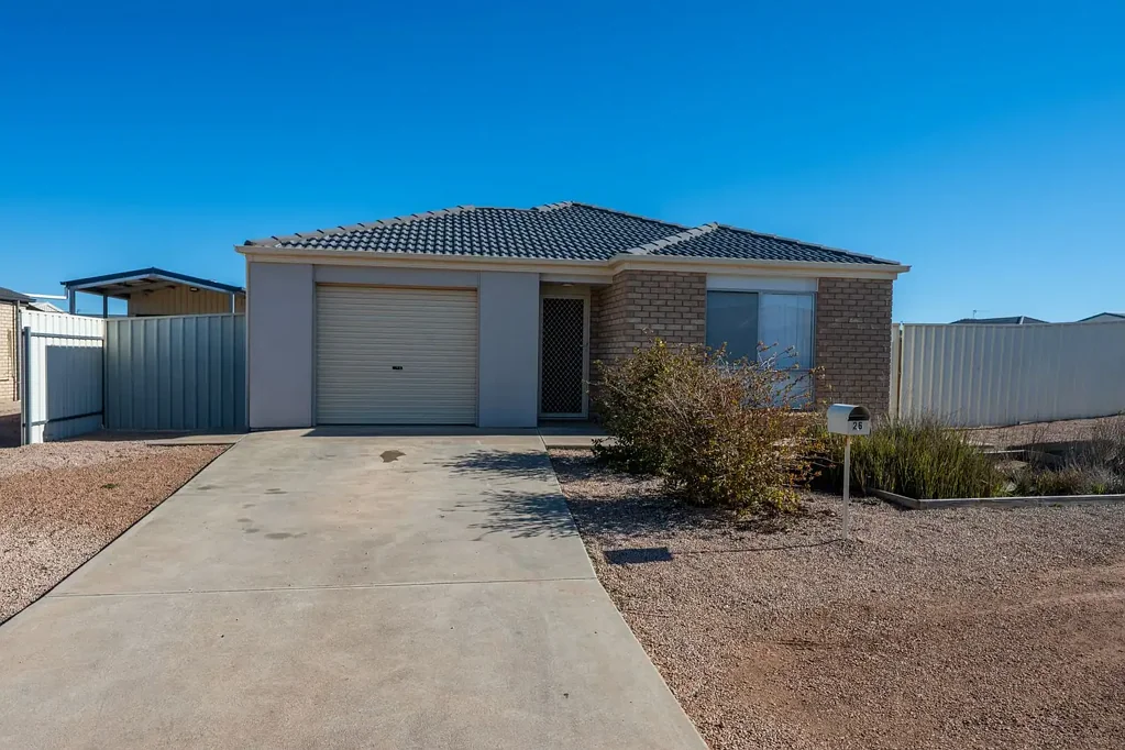 Kadina 3ਬੈੱਡਰੂਮ Fantastic Investment opportunity awaits.