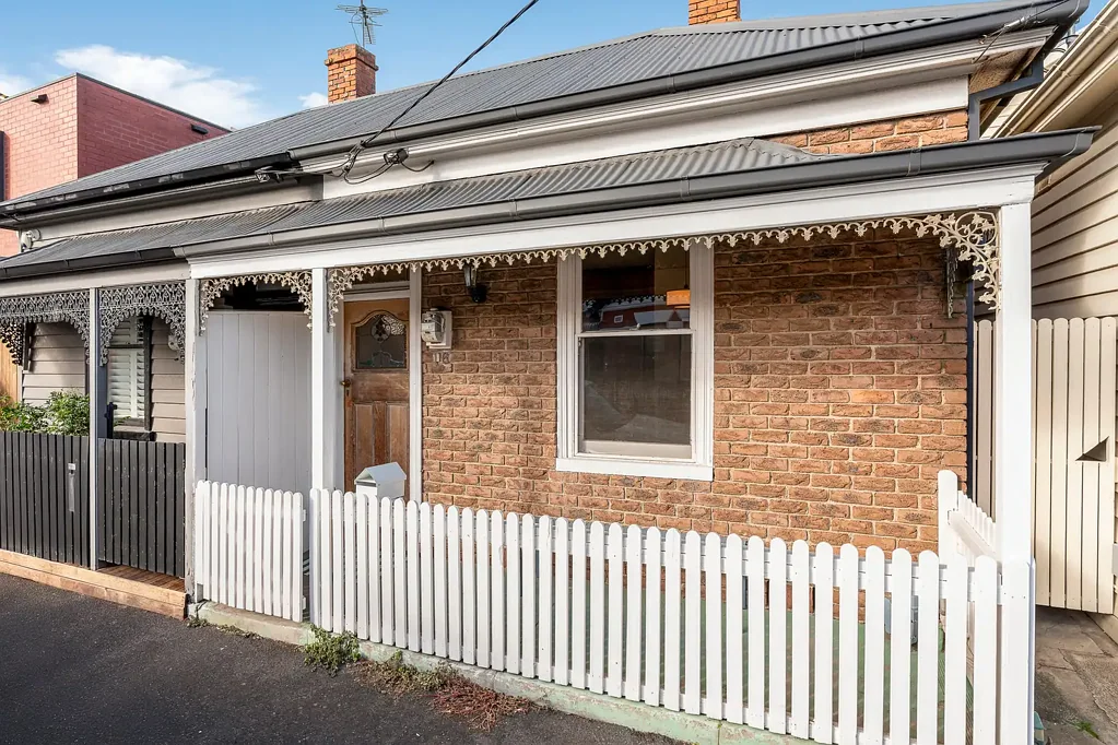 16 Primrose Street, Windsor, VIC 3181