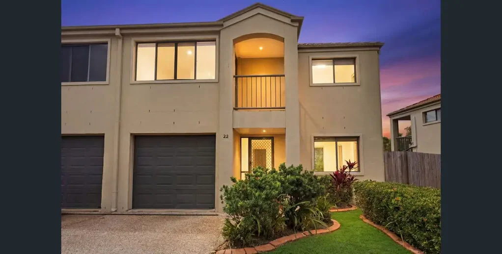 Pacific Pines 3chambre VACANT POSSESSION 3 Bedrooms Home in a Secure Gated Community