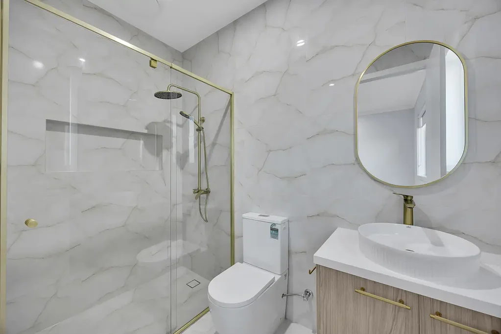 Deanside 4Moenga Luxury, Highly Upgraded Family Home in the Heart of Deanside