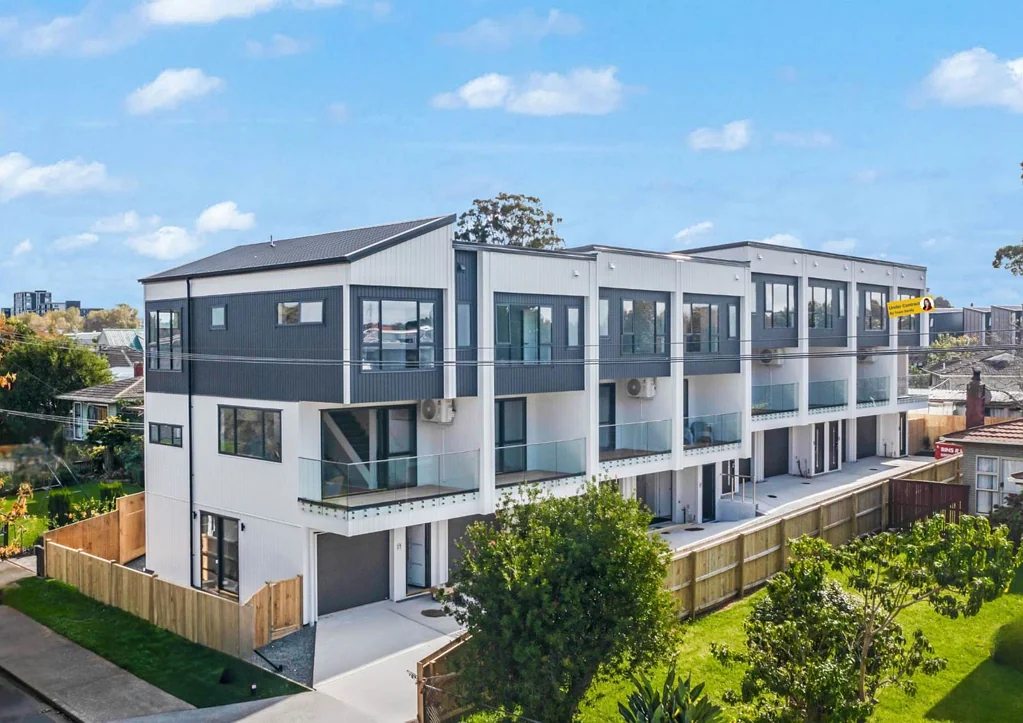 Mount Wellington 3Zimmer 8 Brand New Freehold Homes in Mt Wellington!