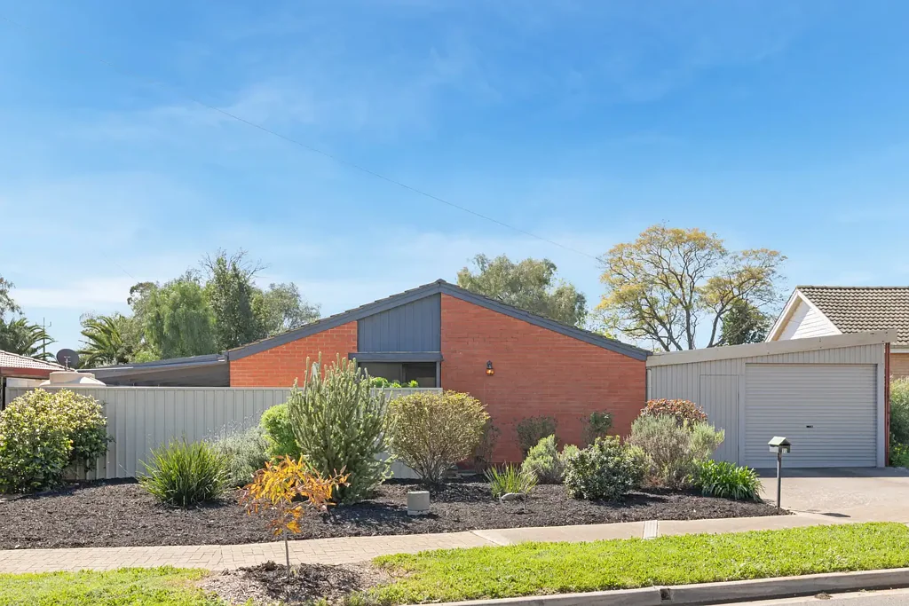 Elizabeth Downs 3Kwarto A HOUSE WITH SPACE, FLEXIBILITY AND SO MUCH TO OFFER