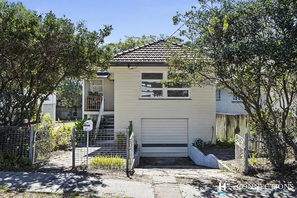 Clayfield 3 Bedroom Clayfield Classic on 405sqm - Leased Until 2026, Ready for the Future