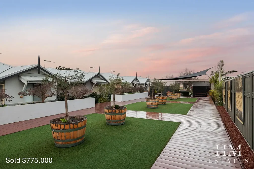 47/12 Loder Way, South Guildford, WA 6055