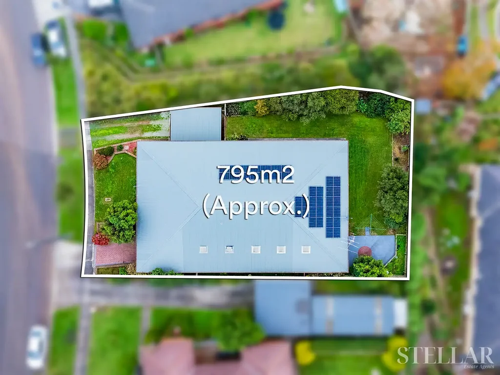 Drouin 4 Slaapkamer The Complete Family Package - Space, Storage & Outdoor Entertaining.