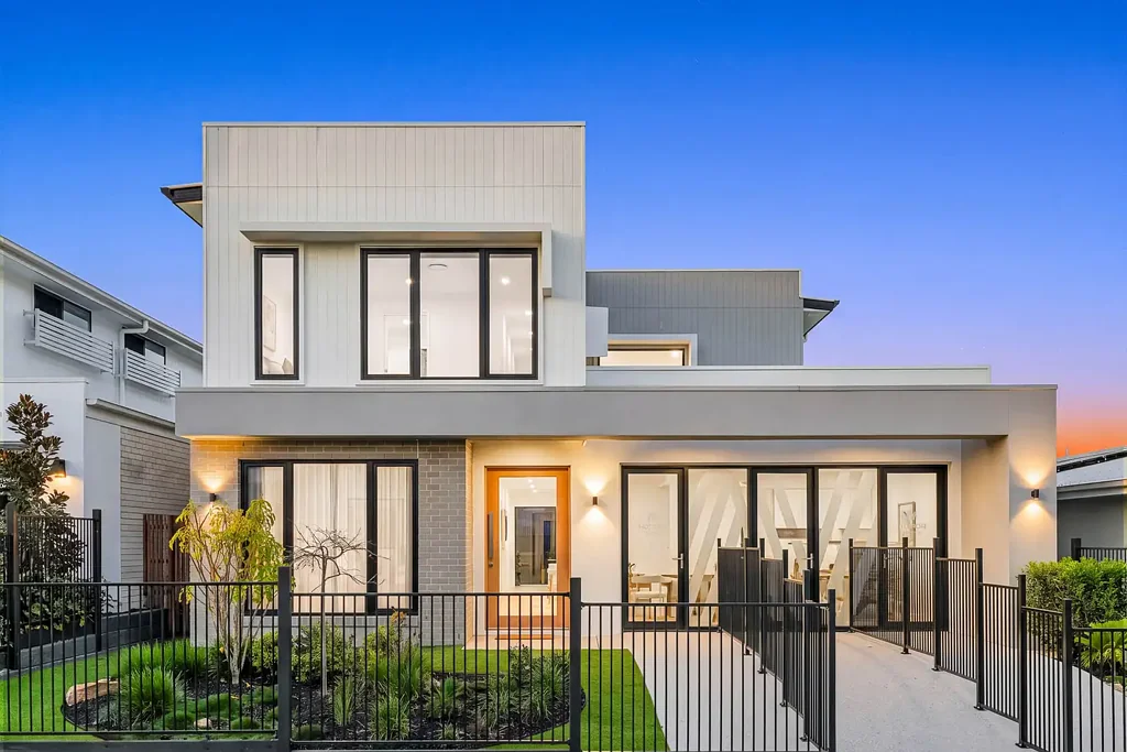 Greenbank 精美展示房 - 8% 净回报 STUNNING DISPLAY HOME - 8% NET RETURN