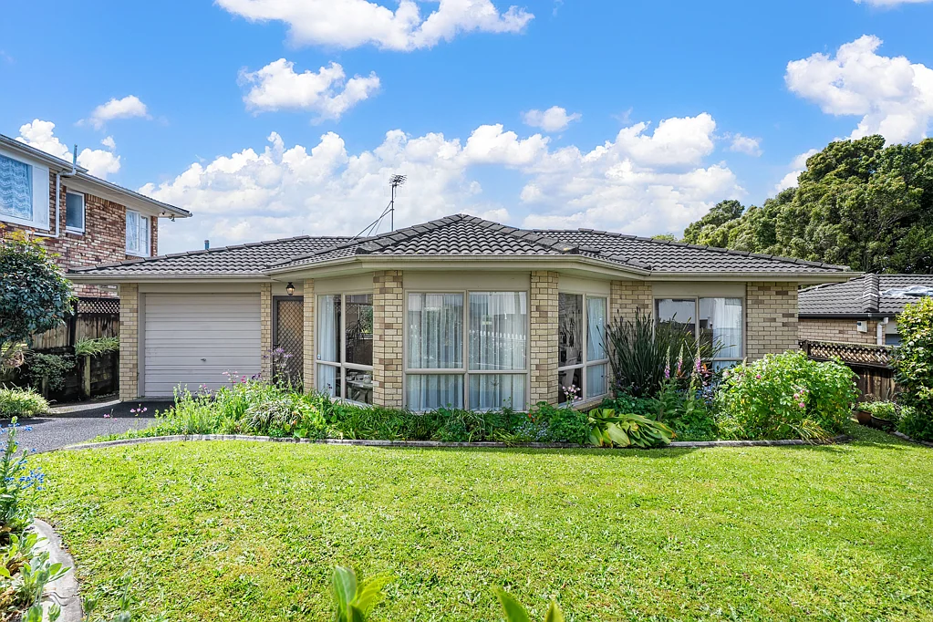 27A James Laurie Street, Henderson, Waitakere City, Auckland