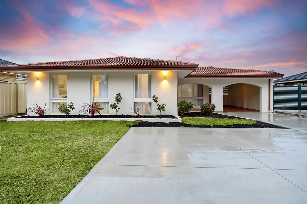 Morley 3ਬੈੱਡਰੂਮ DANIELLA SPARTA PRESENTS: LUXURY! EVERYTHING IS BRAND NEW!
