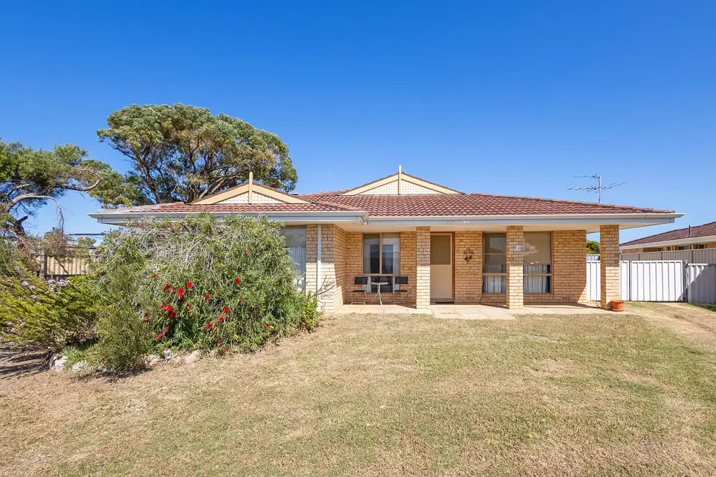 7 Morcombe Road, Leeman, WA 6514