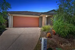 2 Alabaster Avenue, Cobblebank