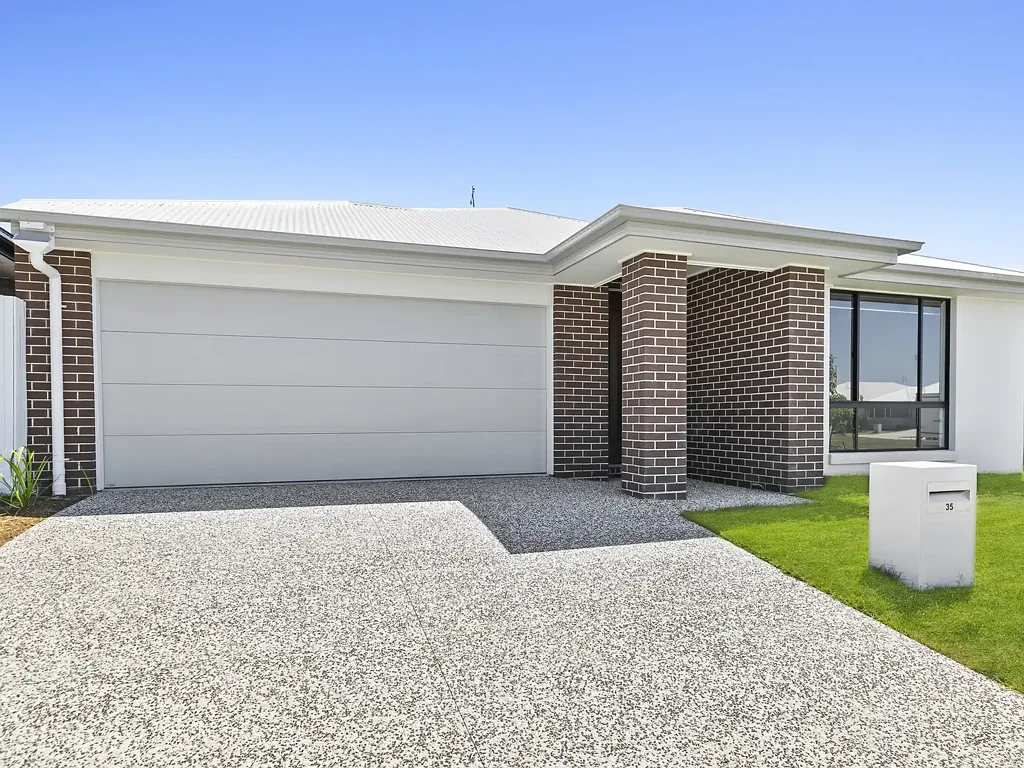 Banya 4房  Modern Family Home In The Heart Of Banya