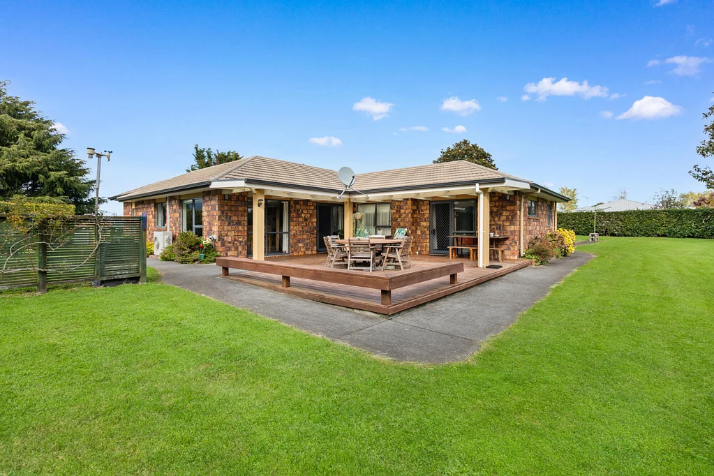 Te Aroha 4房  Big Property - Bigger Sheds