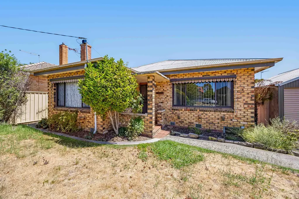 3 Queens Avenue, Ararat, VIC 3377